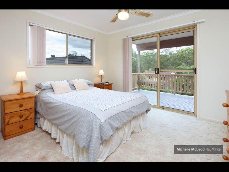 44 Nankoor Street, Chapel Hill QLD 4069