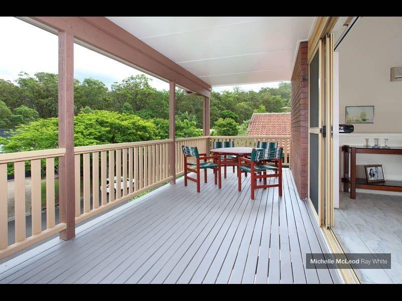 44 Nankoor Street, Chapel Hill QLD 4069