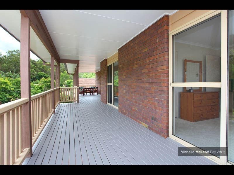 44 Nankoor Street, Chapel Hill QLD 4069