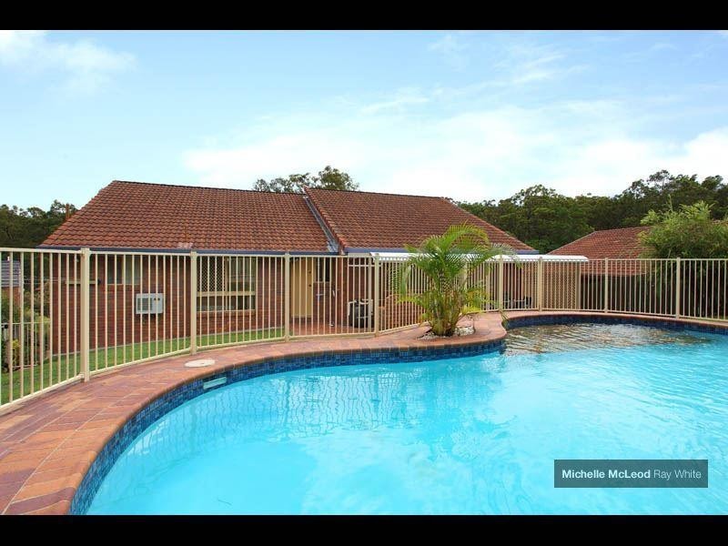 44 Nankoor Street, Chapel Hill QLD 4069
