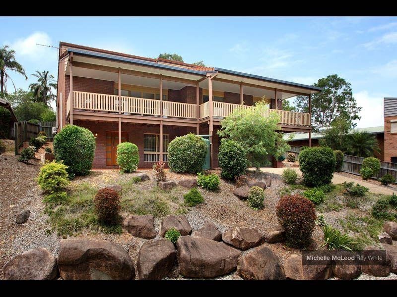 44 Nankoor Street, Chapel Hill QLD 4069