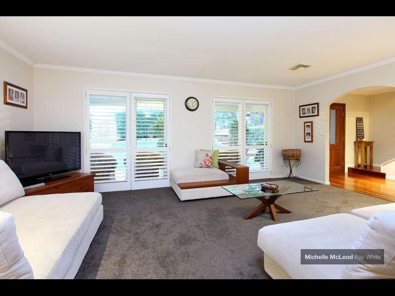 275 Chapel Hill Road, Chapel Hill QLD 4069