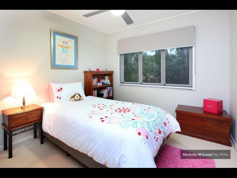 275 Chapel Hill Road, Chapel Hill QLD 4069