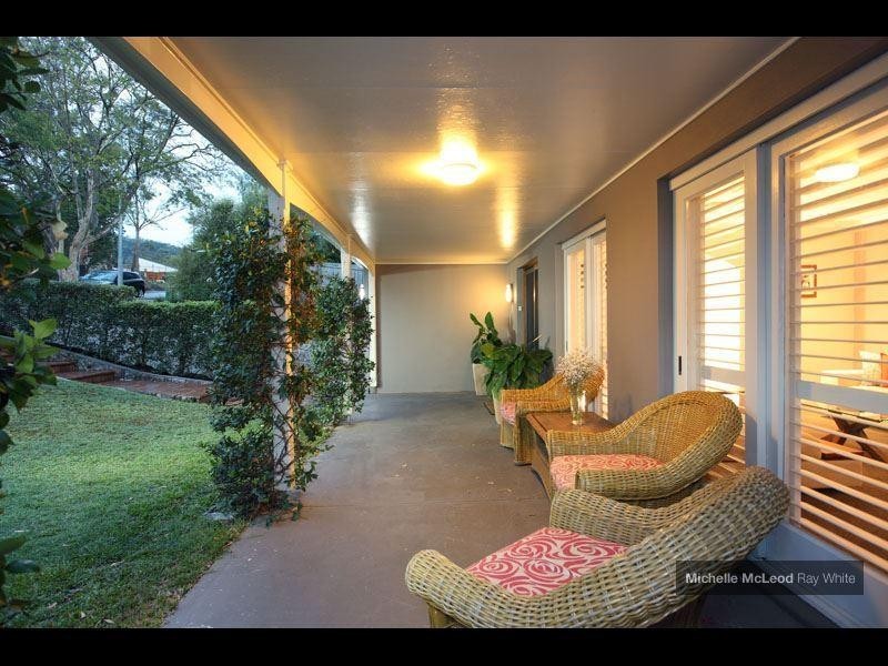 275 Chapel Hill Road, Chapel Hill QLD 4069