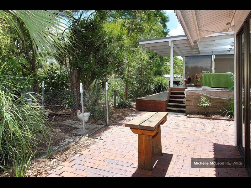 23 Wongabel Street, Kenmore QLD 4069