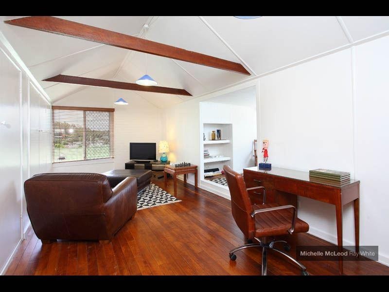 23 Wongabel Street, Kenmore QLD 4069