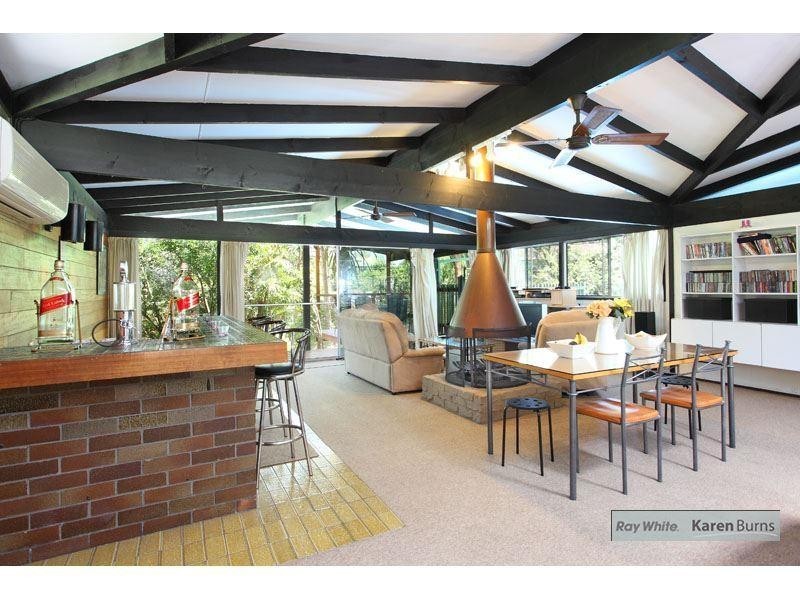 35 Ashburton Street, Chapel Hill QLD 4069