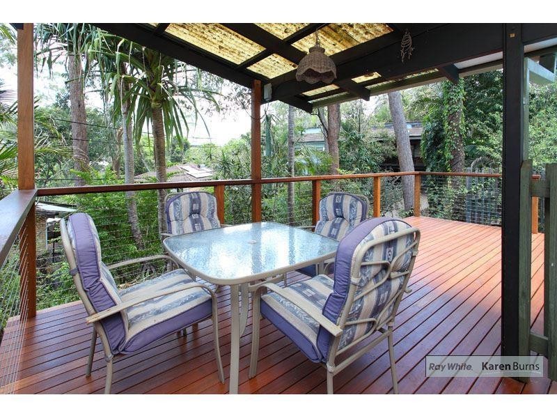 35 Ashburton Street, Chapel Hill QLD 4069