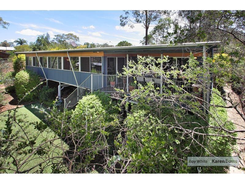 13 Nankin Street, Fig Tree Pocket QLD 4069