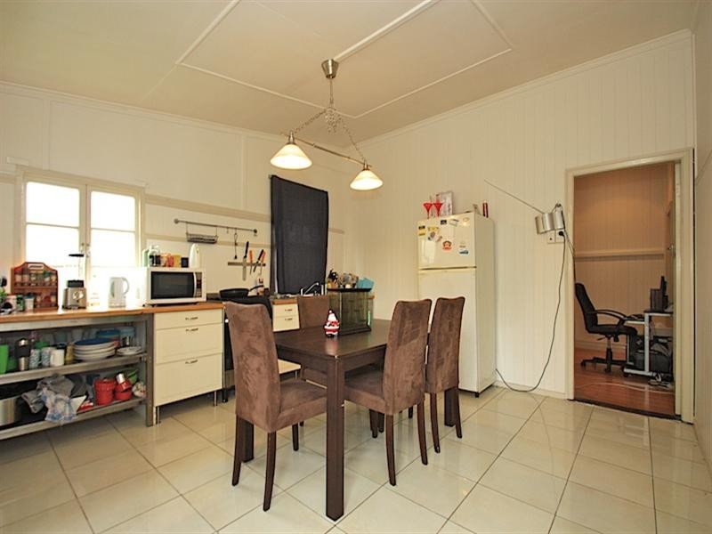 14 North Street, North Ipswich QLD 4305