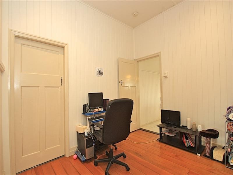 14 North Street, North Ipswich QLD 4305