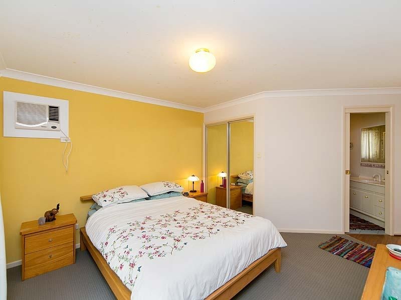 53 Parasol Street, Bellbowrie QLD 4070