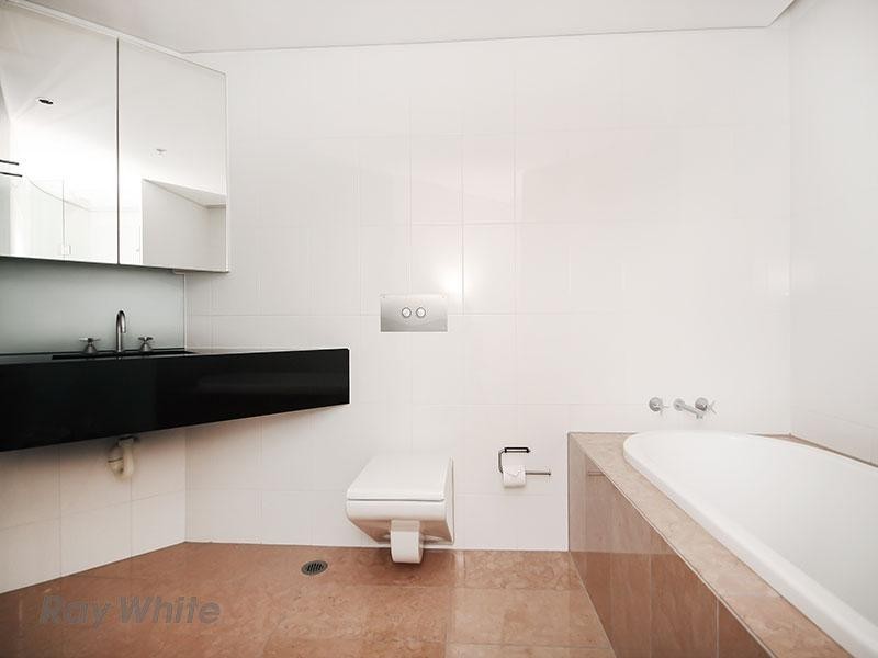 71 Eagle Street, Brisbane QLD 4000