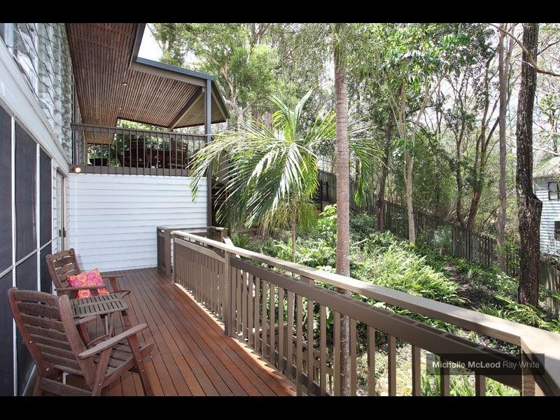 24 Ludlow Street, Chapel Hill QLD 4069