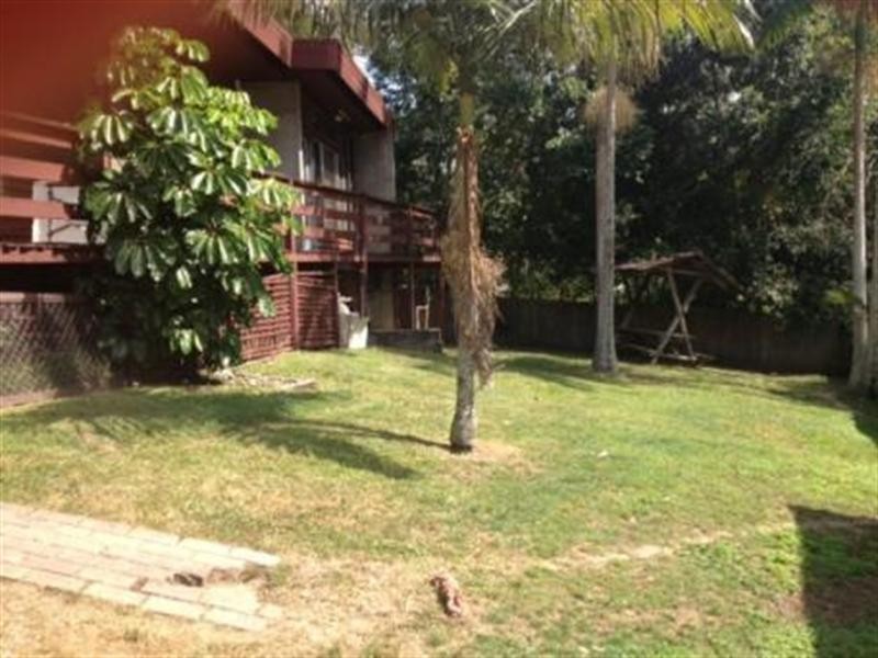 12 Kirkdale Road, Chapel Hill QLD 4069