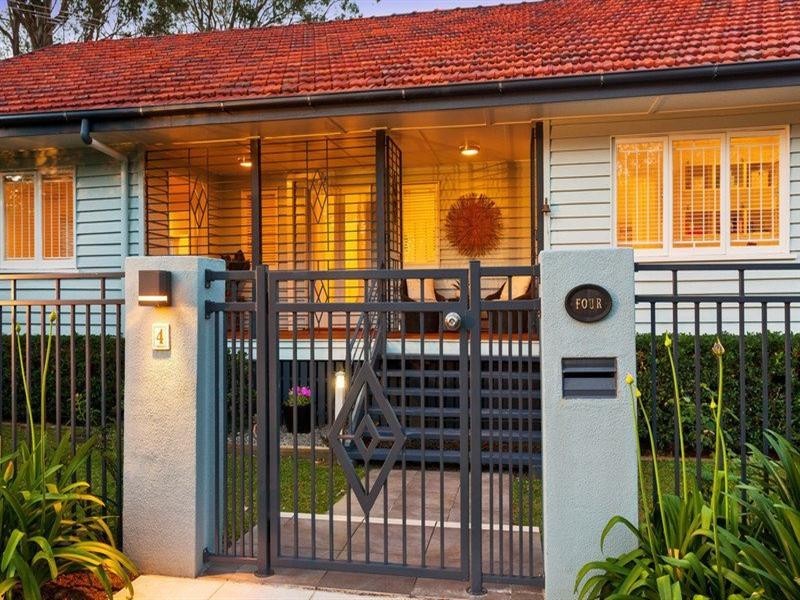 4 Raglan Street, St Lucia QLD 4067