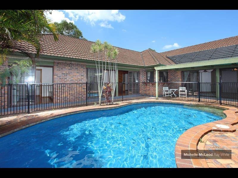 9 Spinkbrae Street, Fig Tree Pocket QLD 4069