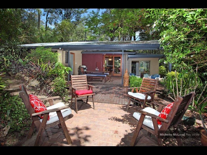 65 Chapel Hill Road, Chapel Hill QLD 4069