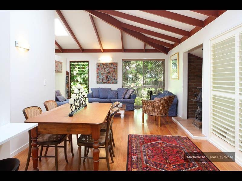 65 Chapel Hill Road, Chapel Hill QLD 4069