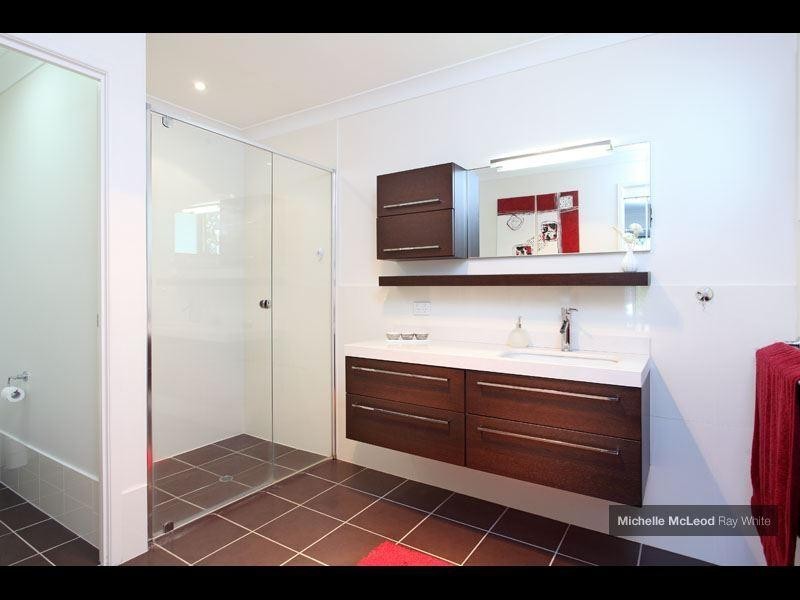 1 Hillman Street, Indooroopilly QLD 4068