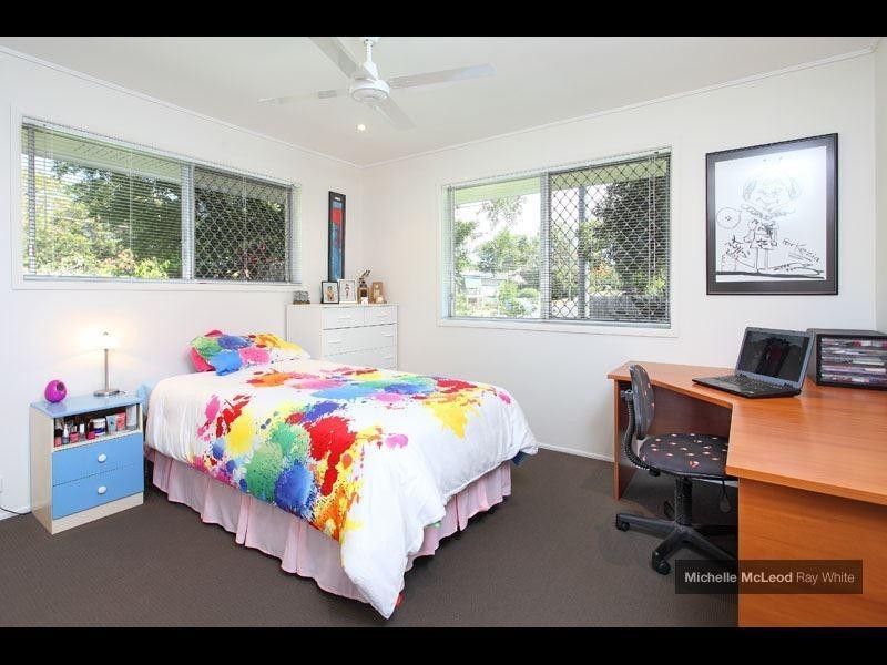 1 Hillman Street, Indooroopilly QLD 4068