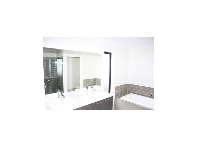 124 Payne Street, Indooroopilly QLD 4068