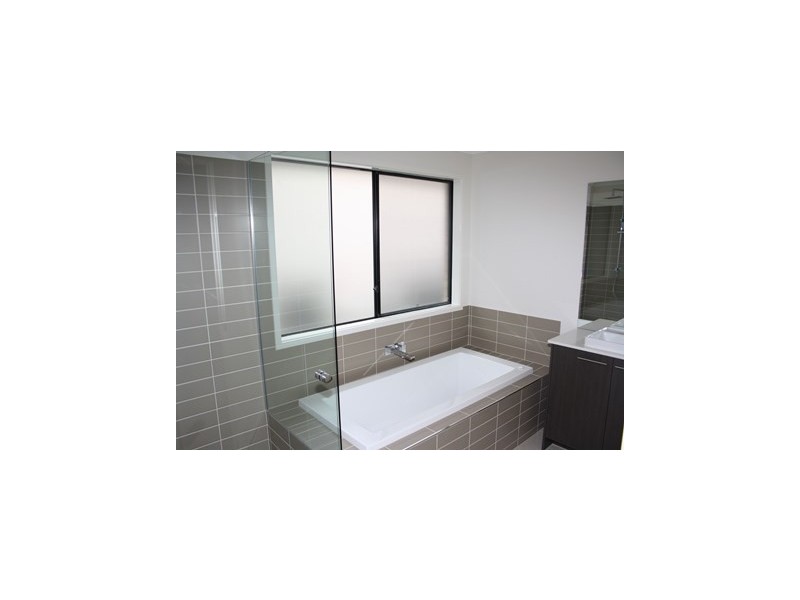 124 Payne Street, Indooroopilly QLD 4068