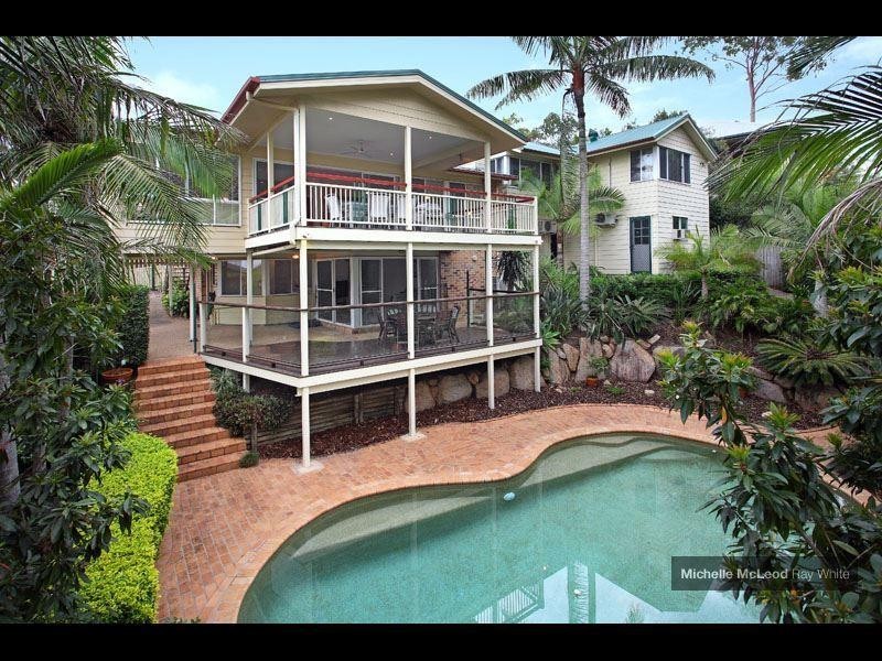 58 Hakea Crescent, Chapel Hill QLD 4069