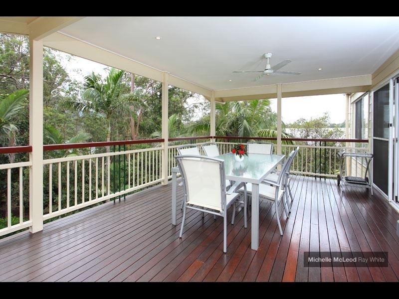 58 Hakea Crescent, Chapel Hill QLD 4069