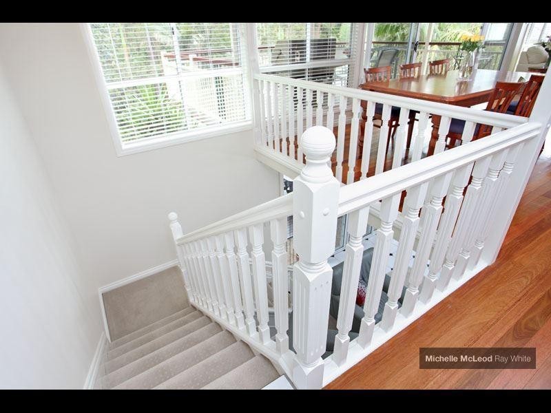 58 Hakea Crescent, Chapel Hill QLD 4069