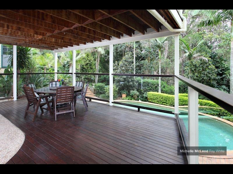 58 Hakea Crescent, Chapel Hill QLD 4069