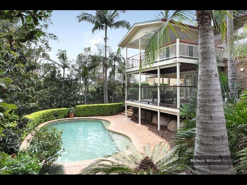 58 Hakea Crescent, Chapel Hill QLD 4069