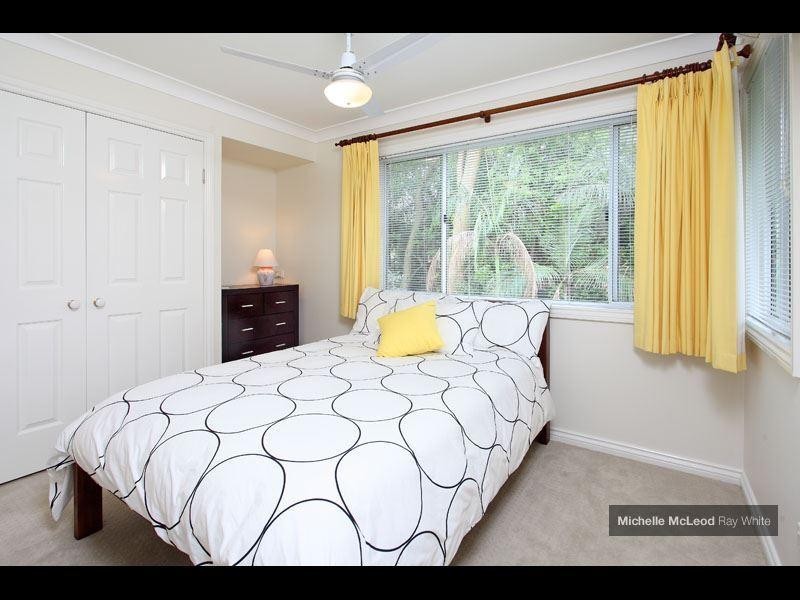 58 Hakea Crescent, Chapel Hill QLD 4069