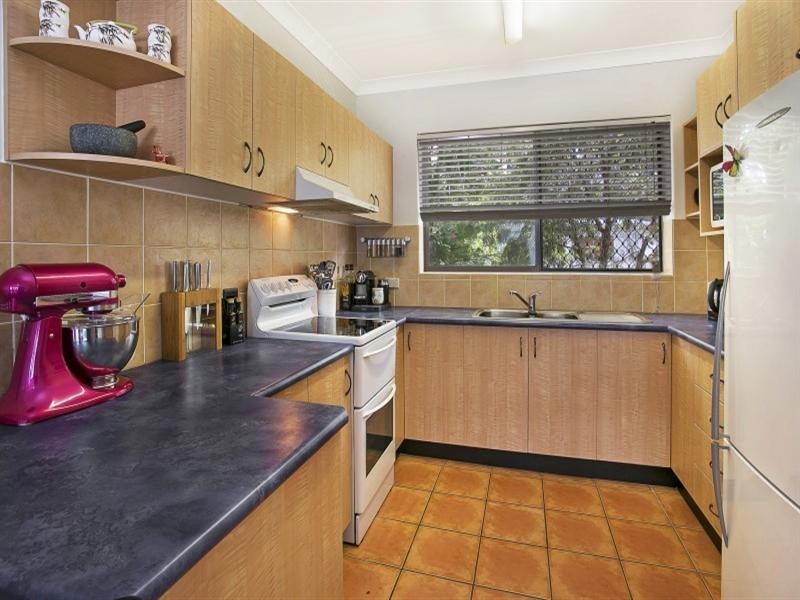 2/56 Miskin Street, Toowong QLD 4066
