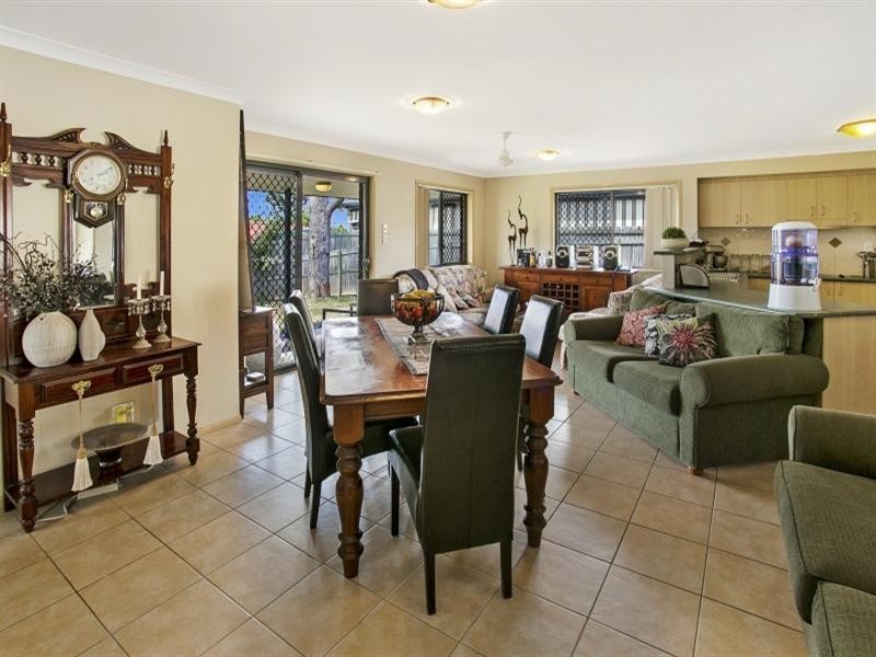 7 Regency Crescent, Moggill QLD 4070