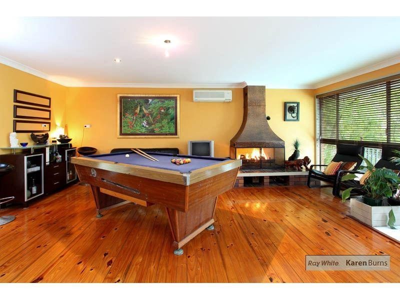 11 Wyndarra Street, Kenmore QLD 4069