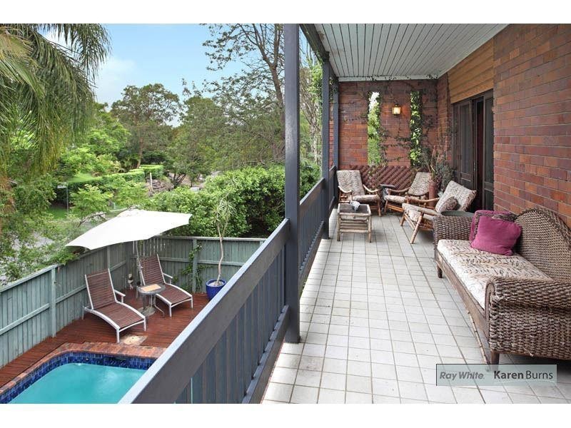 11 Wyndarra Street, Kenmore QLD 4069