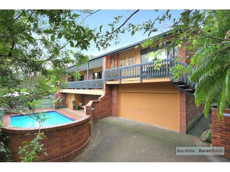 11 Wyndarra Street, Kenmore QLD 4069