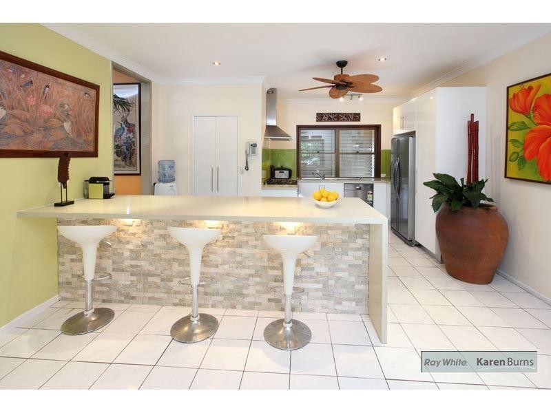 11 Wyndarra Street, Kenmore QLD 4069