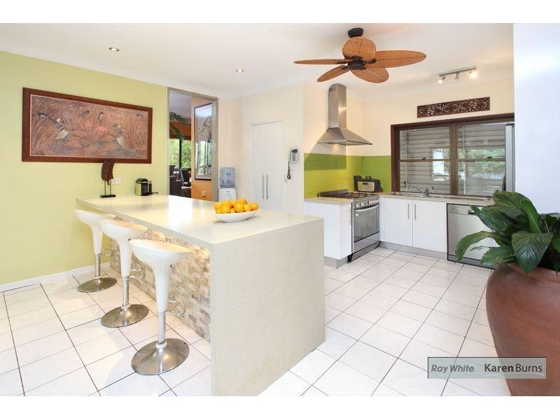 11 Wyndarra Street, Kenmore QLD 4069