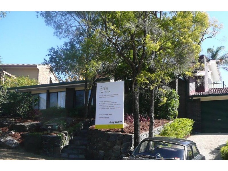 5 Stralock Street, Chapel Hill QLD 4069