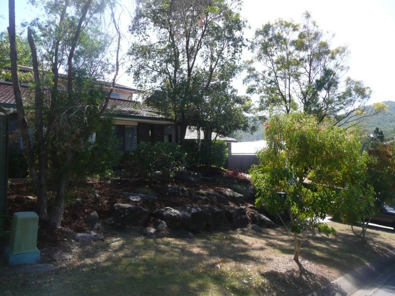 5 Stralock Street, Chapel Hill QLD 4069