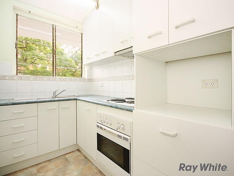 5/15 Sir Fred Schonell Drive, St Lucia QLD 4067