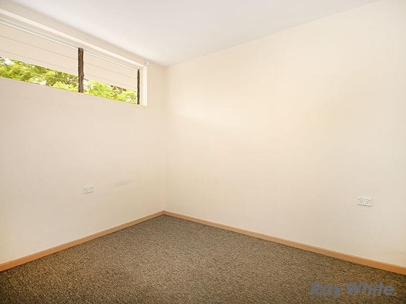 5/15 Sir Fred Schonell Drive, St Lucia QLD 4067