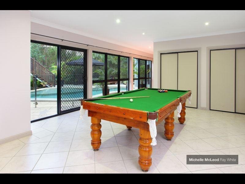 50 Ardes Street, Chapel Hill QLD 4069