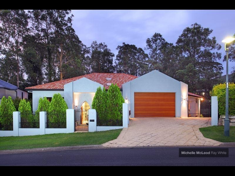 50 Ardes Street, Chapel Hill QLD 4069