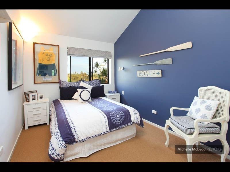 7 Columbia Street, Chapel Hill QLD 4069