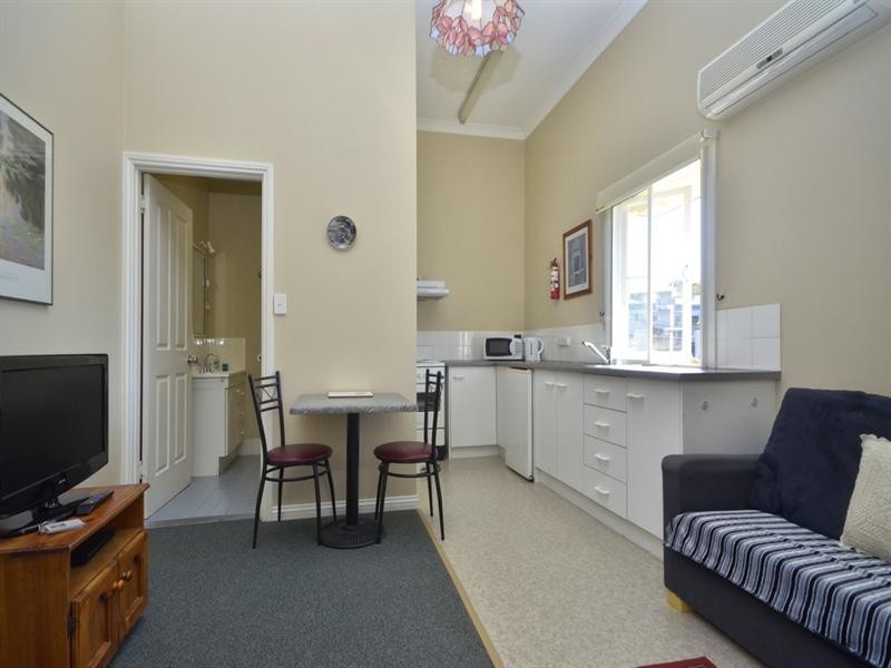 1 Burt Street, Auchenflower QLD 4066