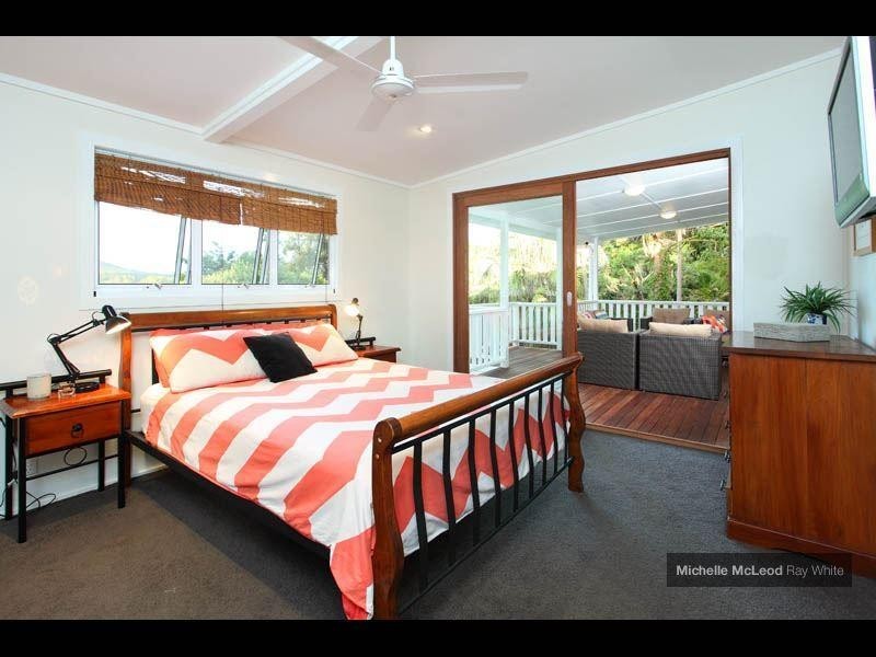 86 Gilruth Road, Kenmore QLD 4069