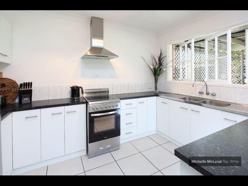 14 Cougar Street, Indooroopilly QLD 4068